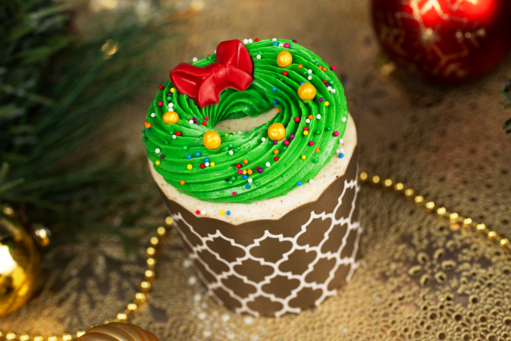 Coquito Wreath Cupcake at Rosie's All-American Café at Disney's Hollywood Studios